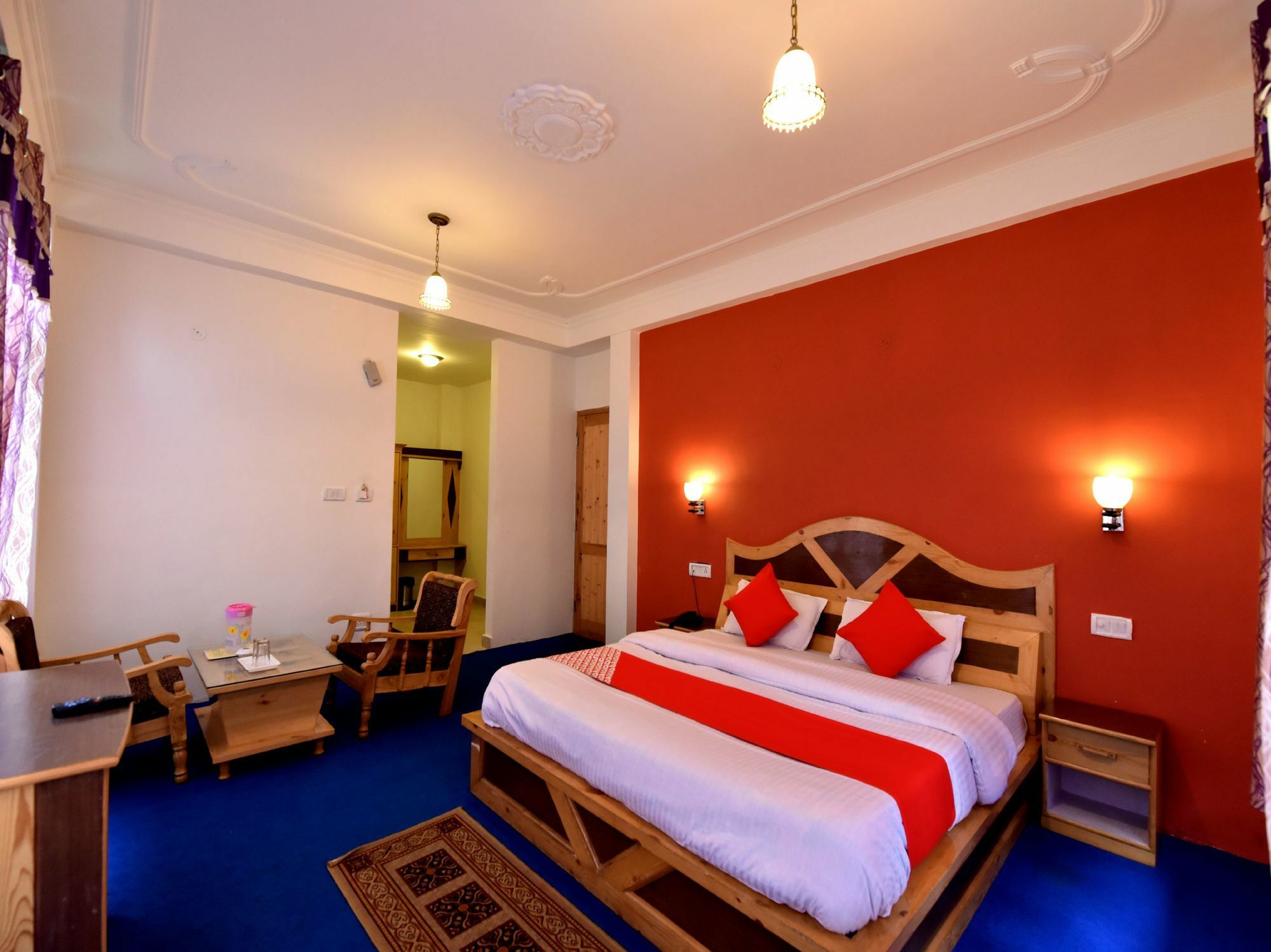 Oyo 11677 Hidden Heaven Hotel Manali (Himachal Pradesh)